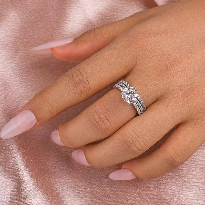 Louily Moissanite 2.0 Carat Round Cut 3PC Wedding Ring Set Perfect Accessory