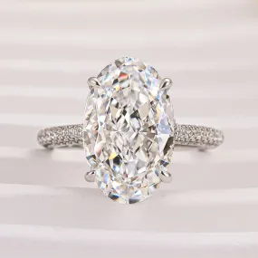 Graceful Line Sleek Highlight Louily Noble Crushed Ice Oval Cut Engagement Ring