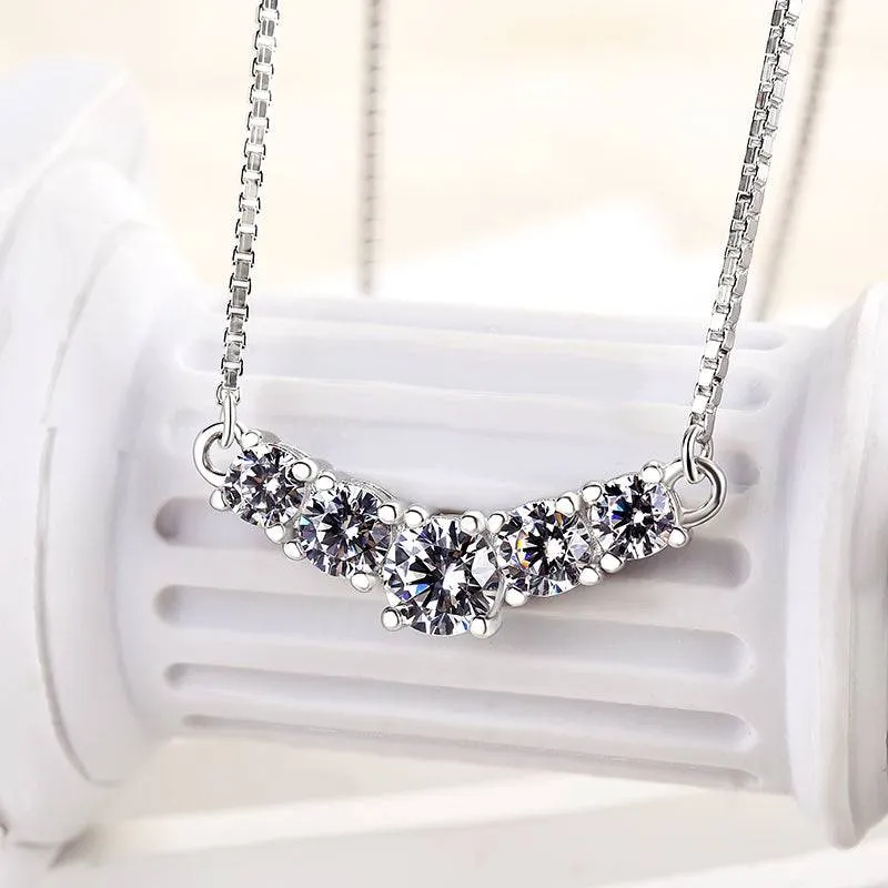 Chic Contour Louily Unique V-shaped Round Cut Necklace