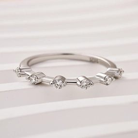 City Elegance Louily Moissanite 0.2 Ct Round Cut Women's Wedding Band