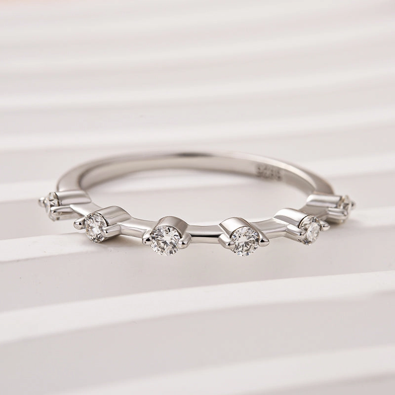 Chic Glimmer spring fashion Louily Moissanite 0.2 Ct Round Cut Women's Wedding Band