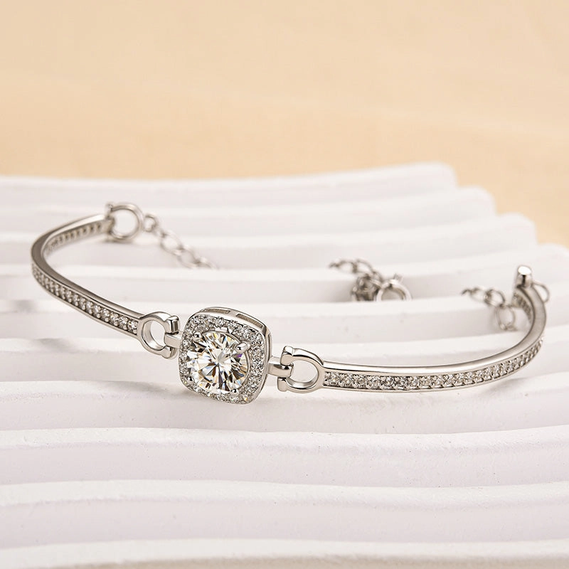 Louily Moissanite Halo Round Cut Bracelet Flawless Style Fresh Pair