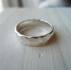 LOW DOME RANDOM FACET Delicate Gift Elegant Simplicity