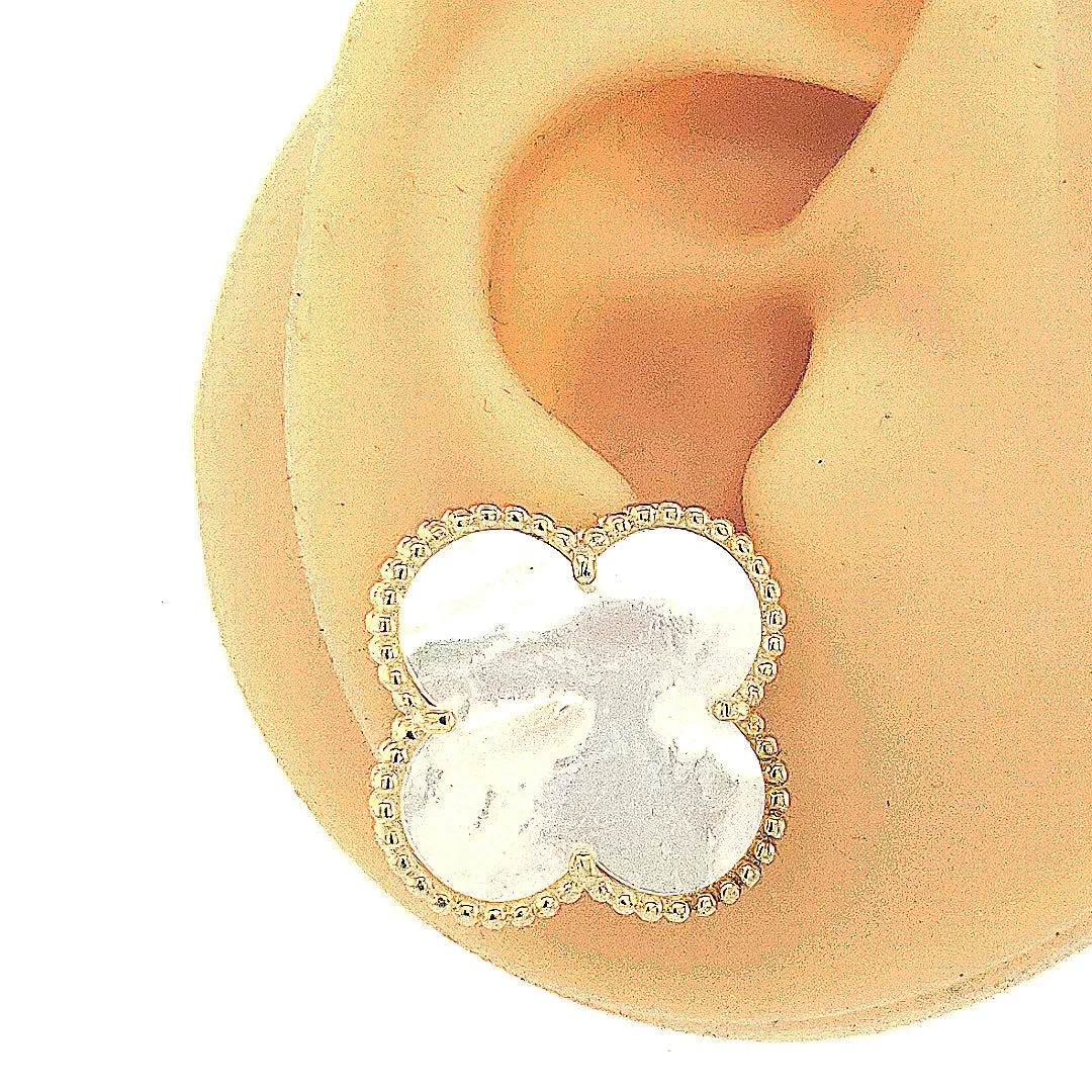 Seasonal piece Dull Decoration Sterling Silver Large Clover Mother of Pearl Stud Earring