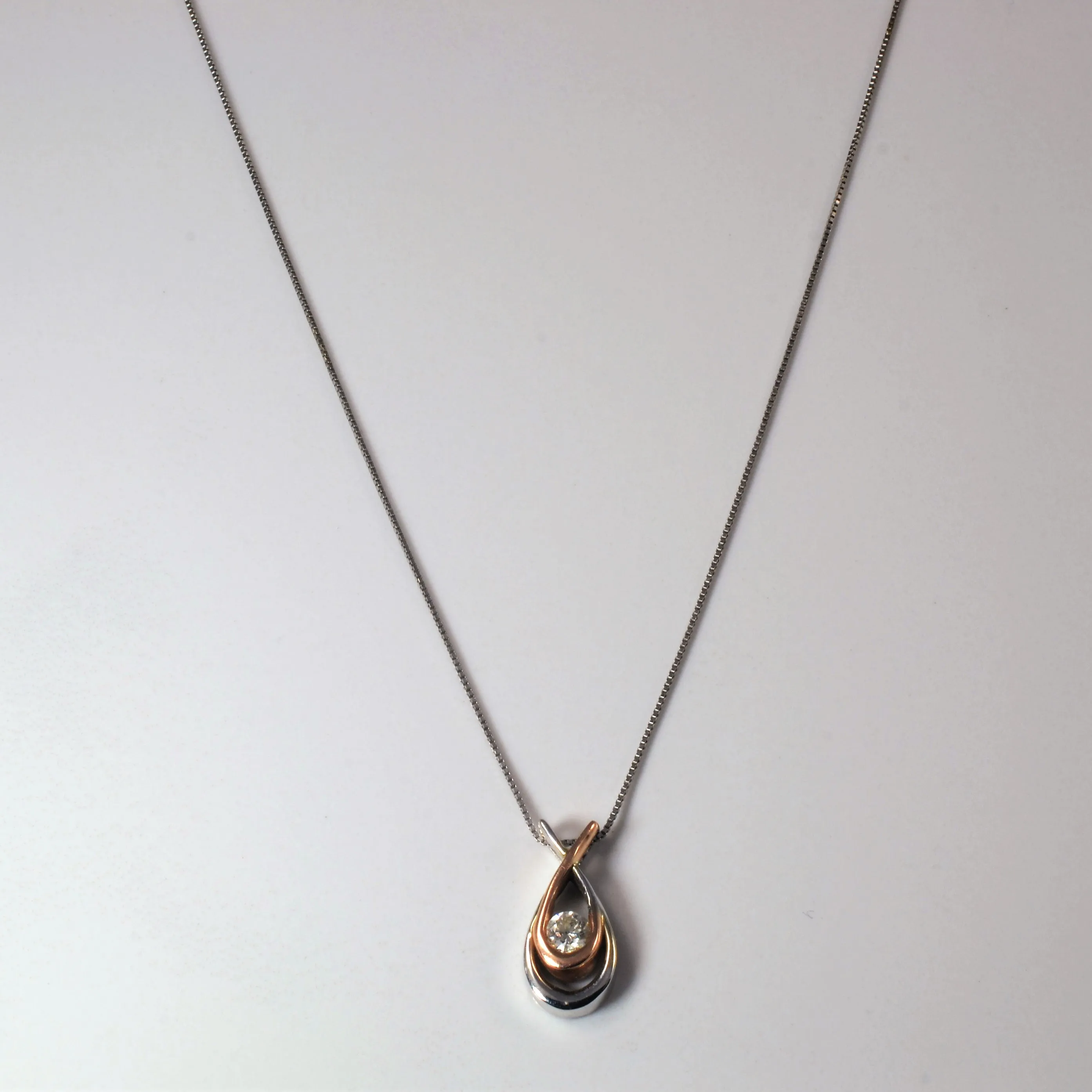 Handcrafted Detail Tear Drop Diamond Necklace | 0.26ct | 18" |