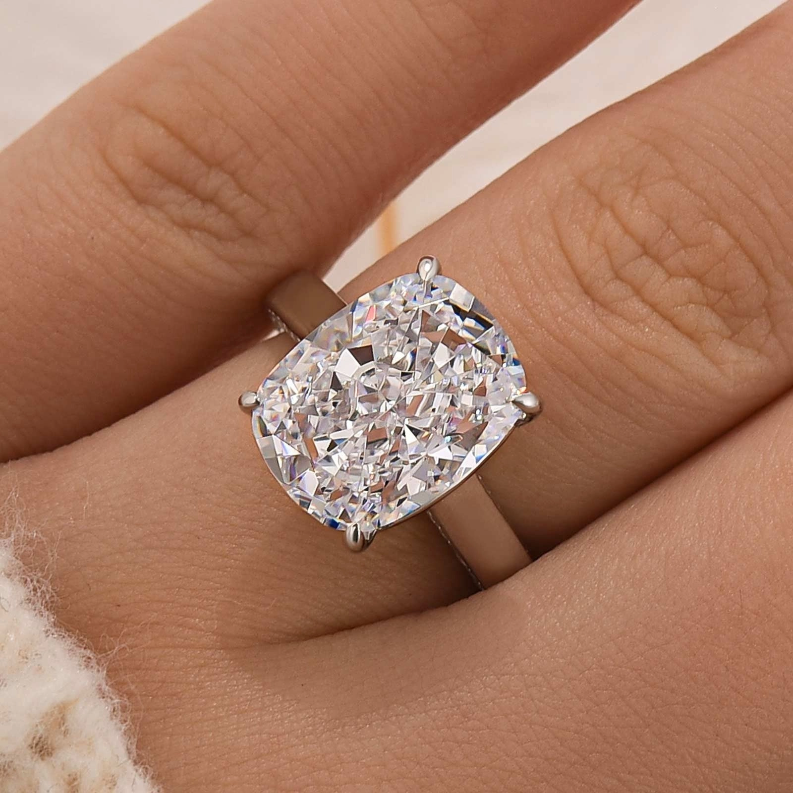 Classic 8.0Ct Cushion Cut Solitaire Engagement Ring Travel Ring In Sterling Silver Shimmering Accent