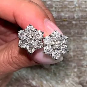 Classic Feature Creative Accent Louily Precious Flower Design Round Cut Earrings