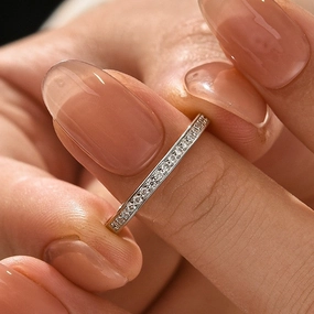 Vibrant Detail Classic Mood Moissanite 0.5Ct Channel Set Round Cut Wedding Ring In 925 Sterling Silver