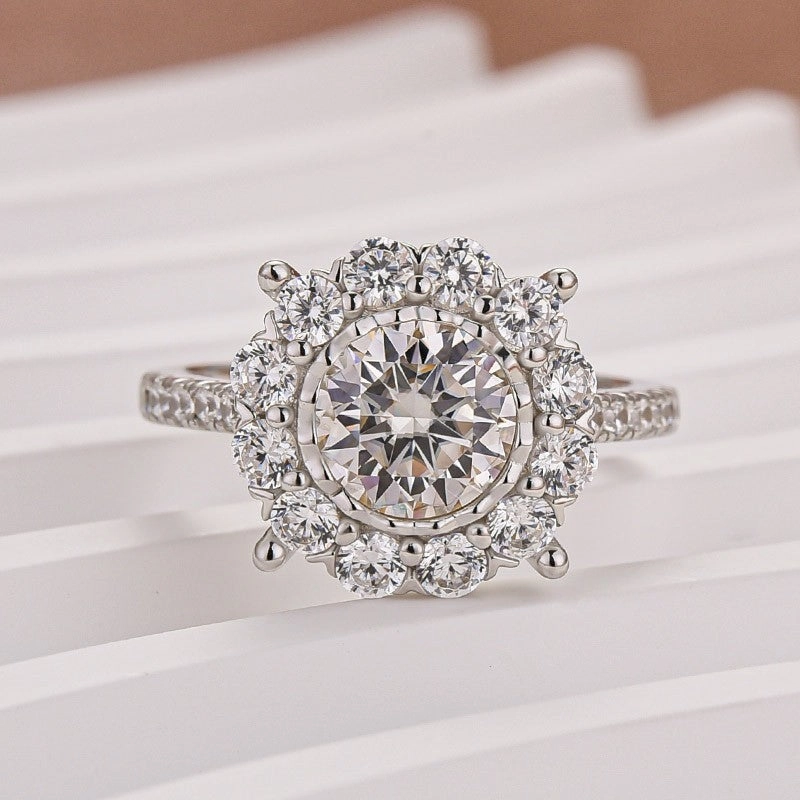 Elegant Touch Refined Fashion Moissanite 1.2Ct Halo Round Cut White Gold Engagement Ring