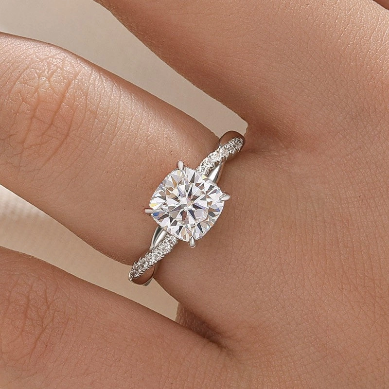 Stylish Accessory Delicate Detail Moissanite 2.0Ct Cushion Cut Twist Engagement Ring Travel Ring In Sterling Silver