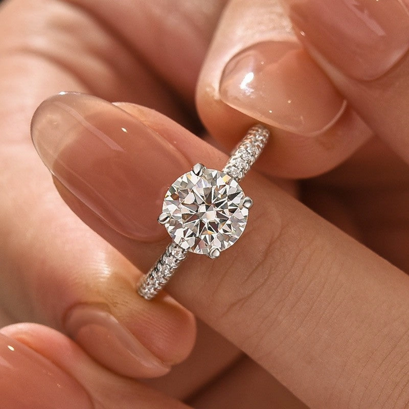 Luxe Look Elegant Choice Moissanite 2.0Ct Round Cut Engagement Ring In Sterling Silver