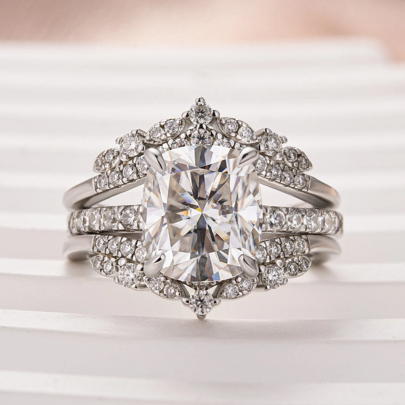 Luxury Vibe Moissanite 3.0 Ct Cushion Cut Insert Wedding Ring Set With Jacket Stack Wedding Band