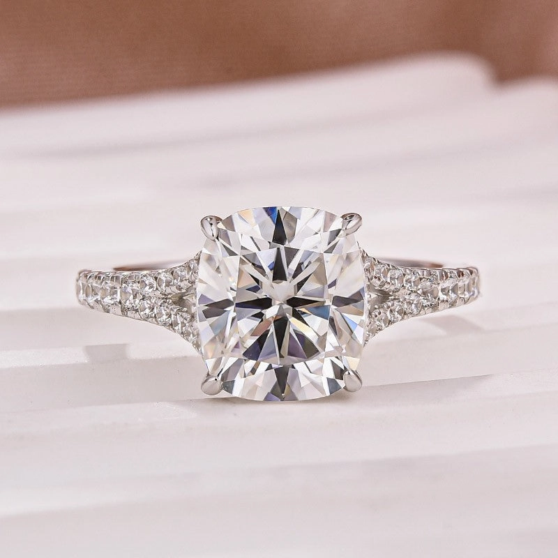 Festive Outfit Moissanite 3.5Ct Cushion Cut Split Shank White Gold Engagement Ring