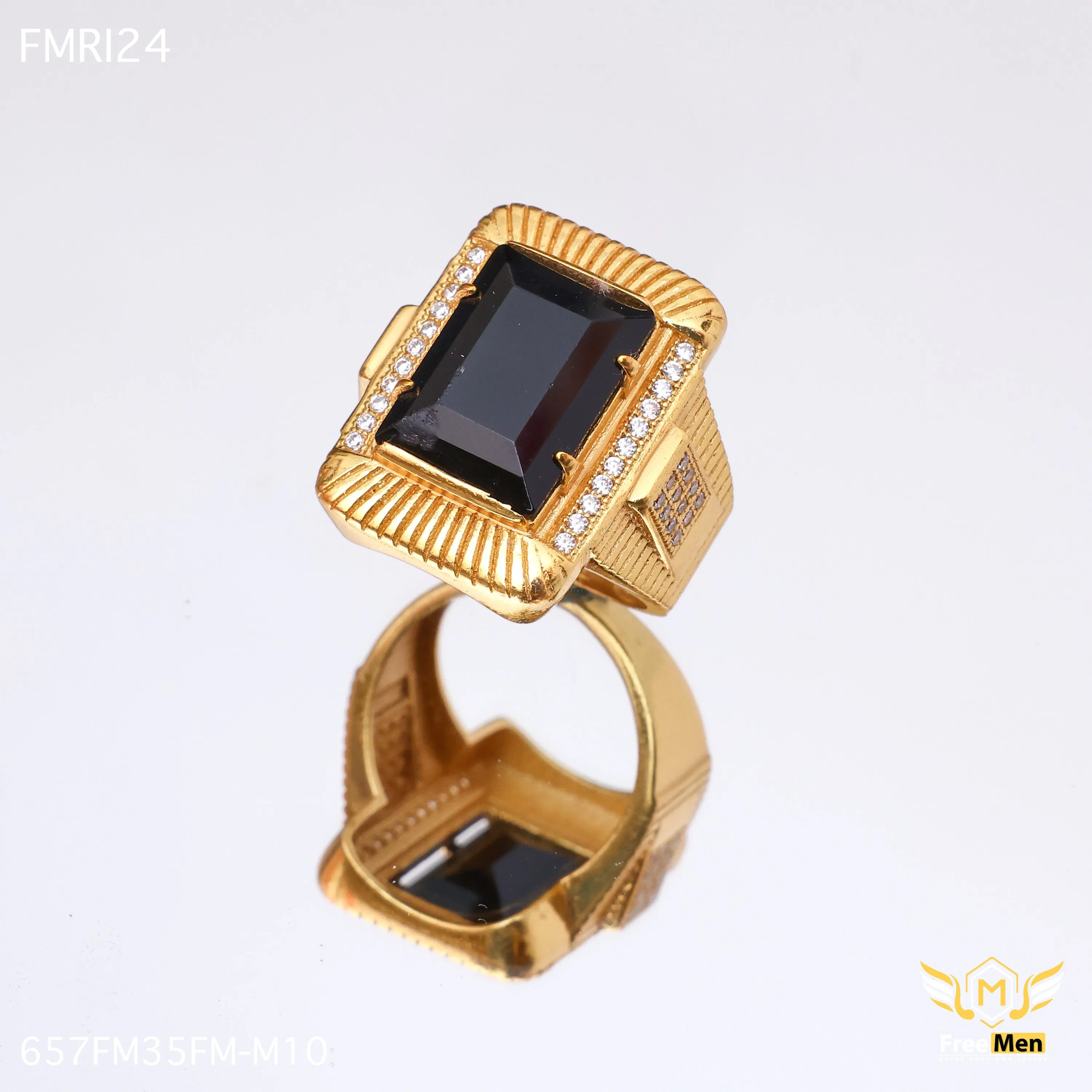 Refined Texture Freemen Encircle Black Big AD Design Golden Ring - FMRI24