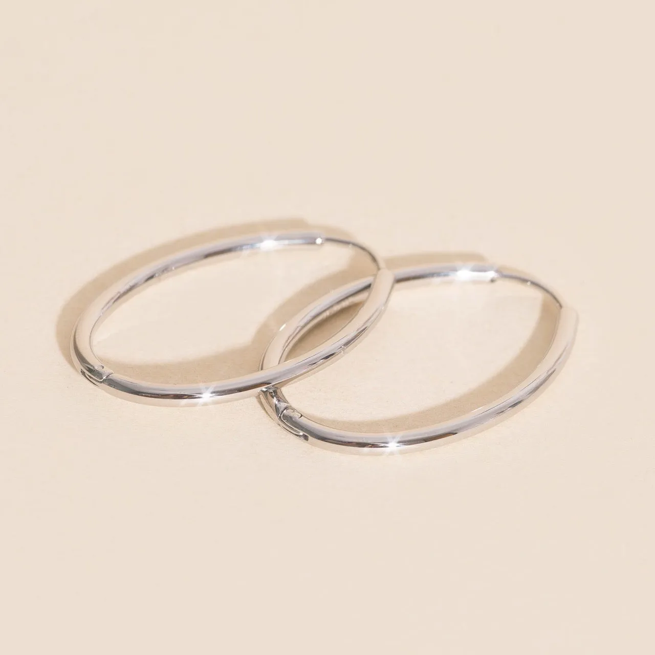 Beautiful Jewelry Oval Rounded Huggie Hoop Earrings