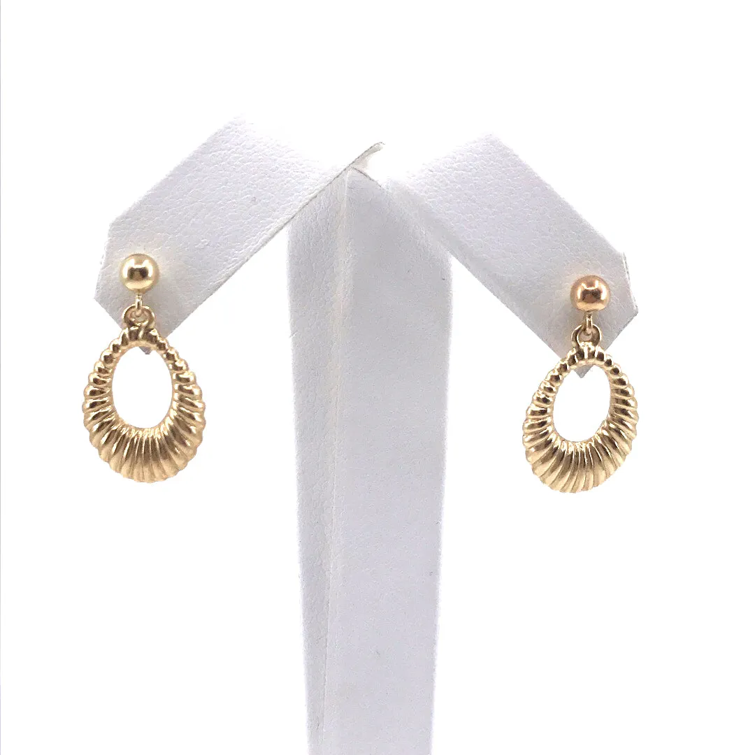 Decorative Finish 14K Gold Oval Earrings