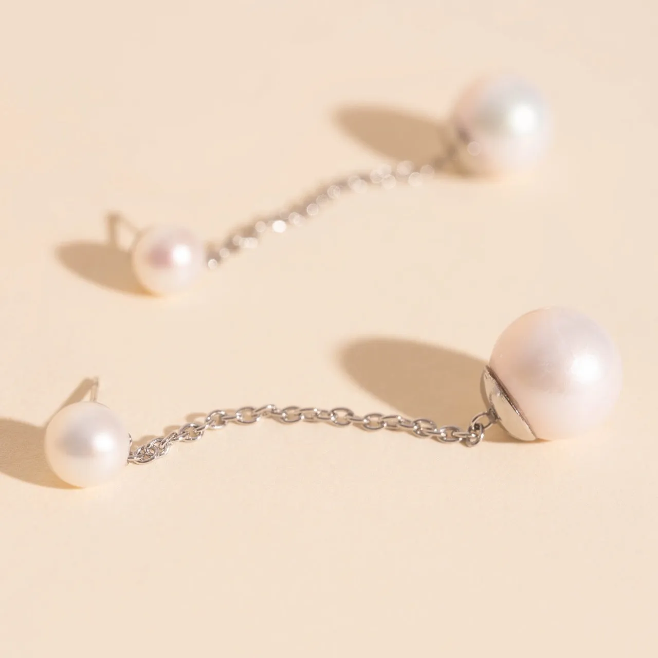 Minimalist Adornment Pearl Line Stud Earrings