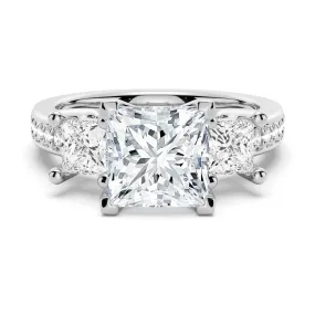 Lovely Appearance Princess Shaped Three Stone Moissanite Engagement Ring