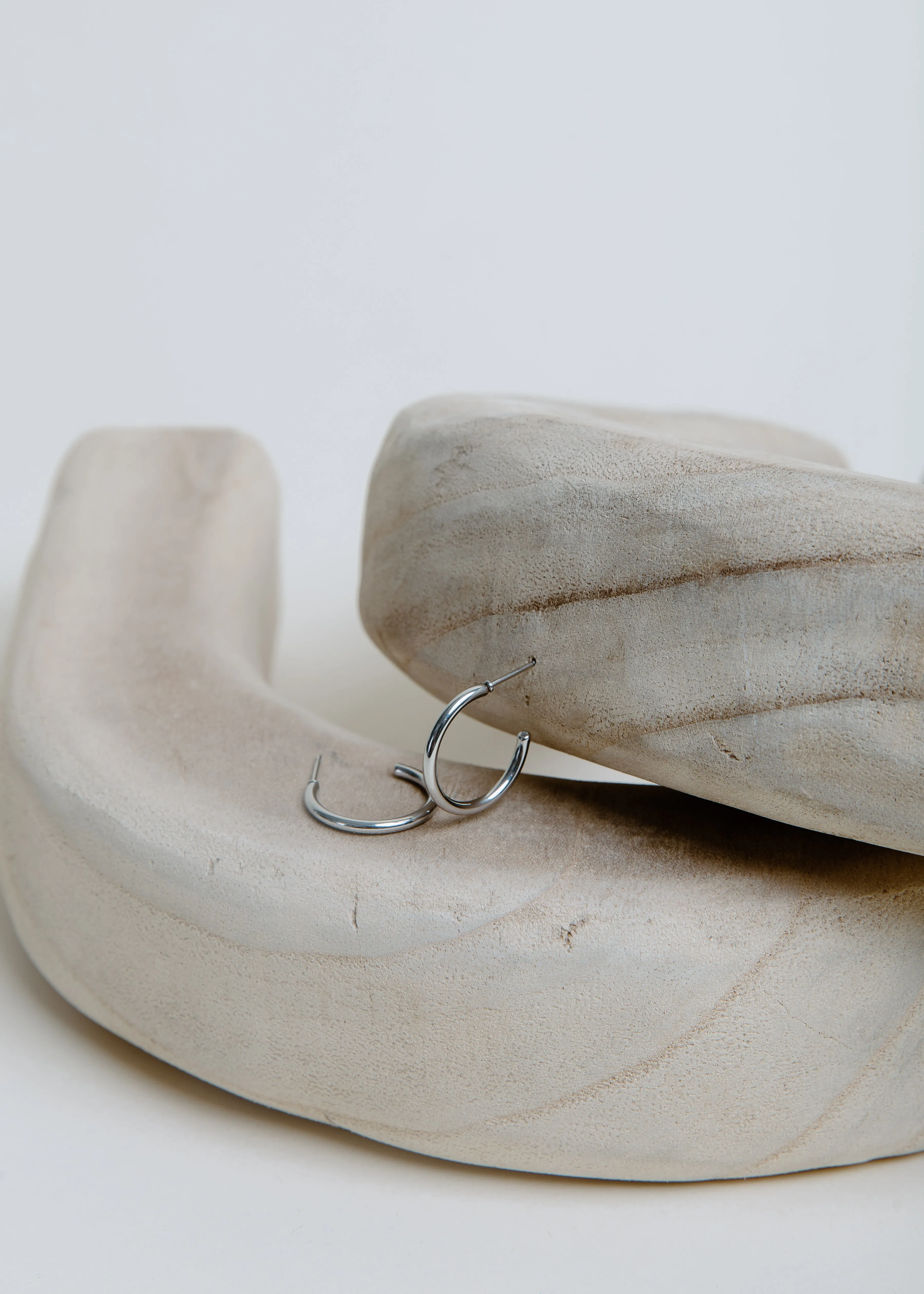 Modern Item Cameron Hoop Mini - Silver