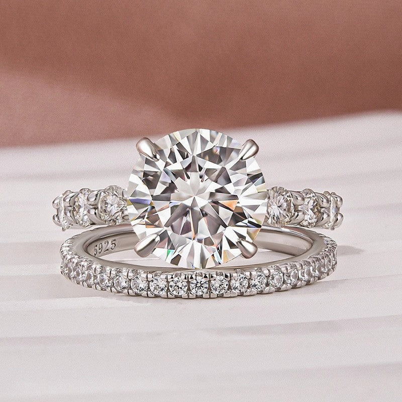 4.0Ct Round Cut White Gold Moissanite Diamond Wedding Ring Chic Touch