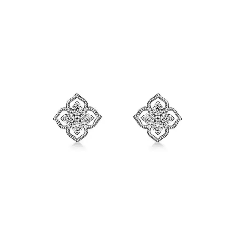Raised-Edge Clover Diamond Studs with Centered Sparkle Evening Detail