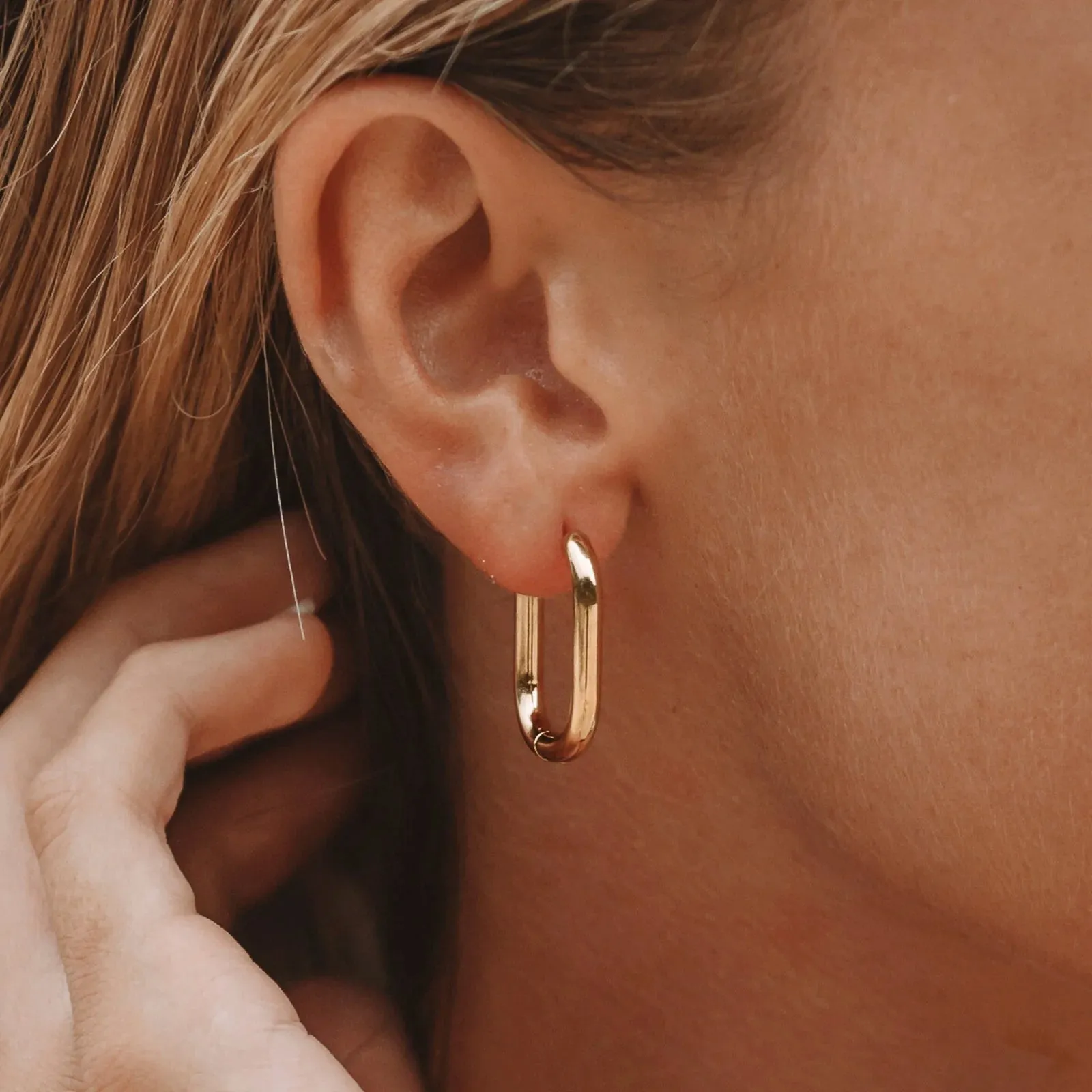 Oval Hoop Earrings Premium Look Social Accent