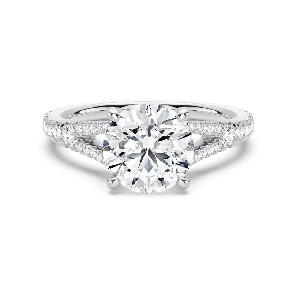 Stylish Expression Stylish Gift Round Cut Split Shank Moissanite Engagement Ring