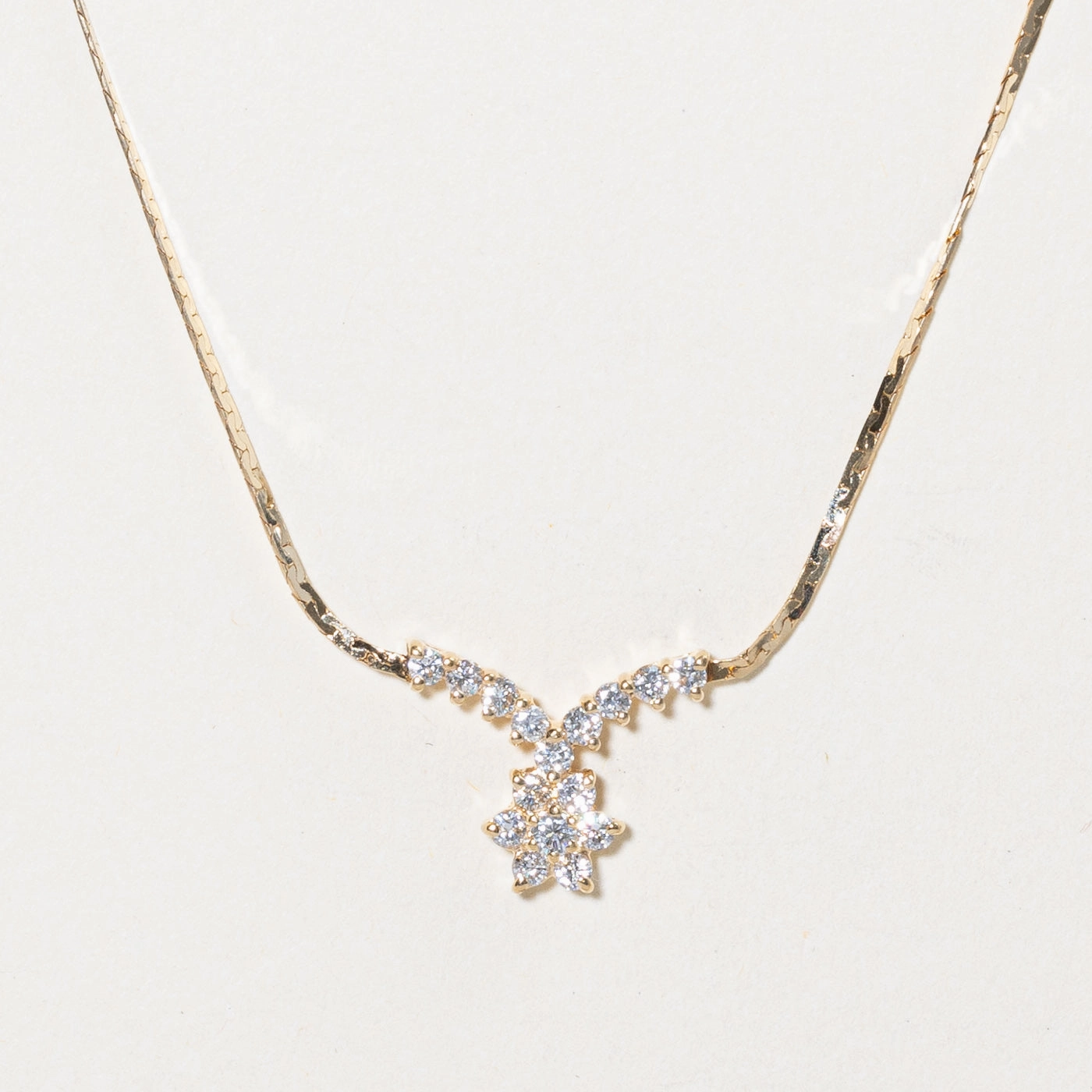 Diamond Flower Pendant Necklace | 0.50ctw | 16" | Handcrafted Touch Modern Classic
