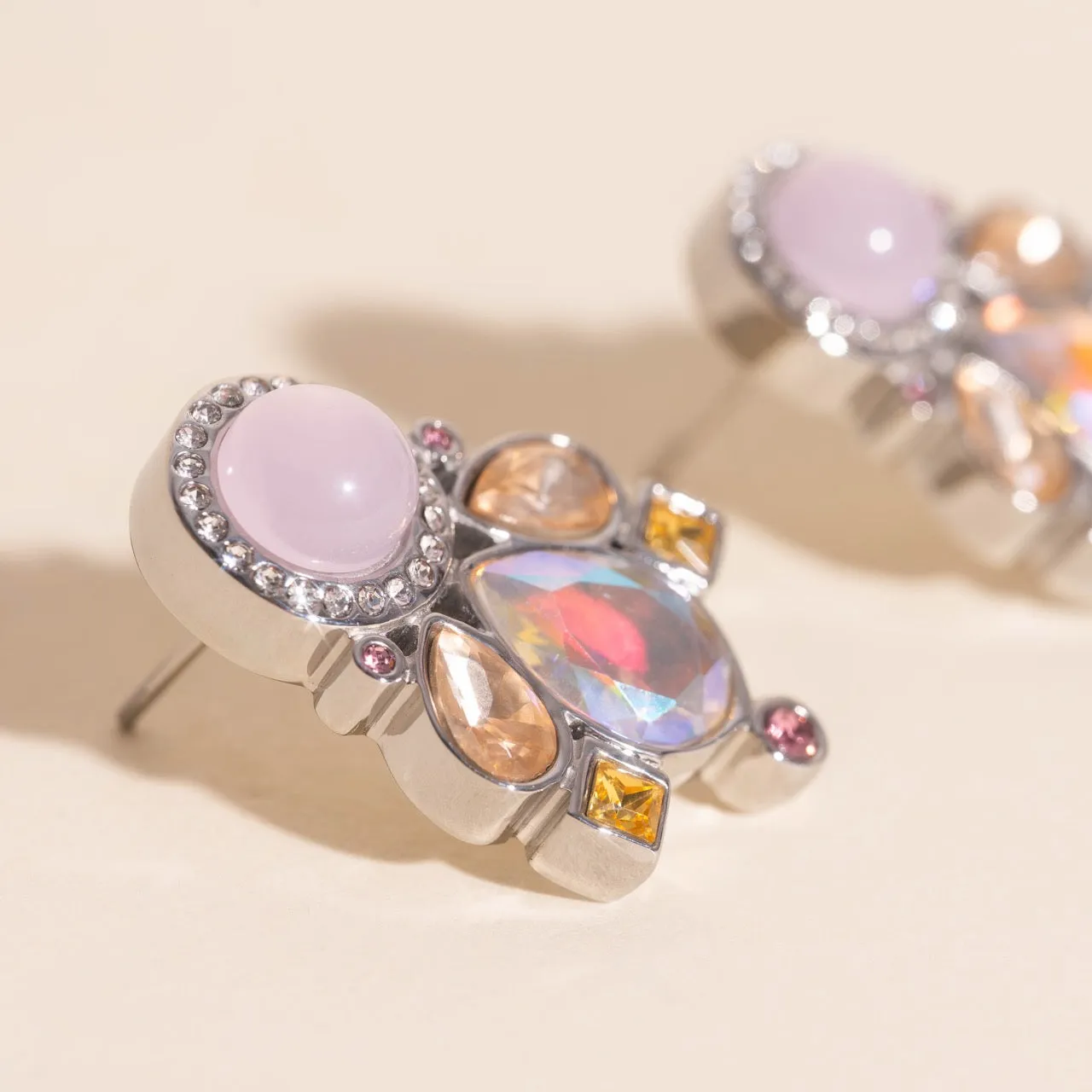 Classic Vibe Secret Garden Stud Earrings