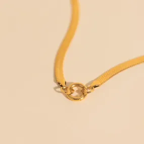 Travel Outfit Snake Chain Necklace