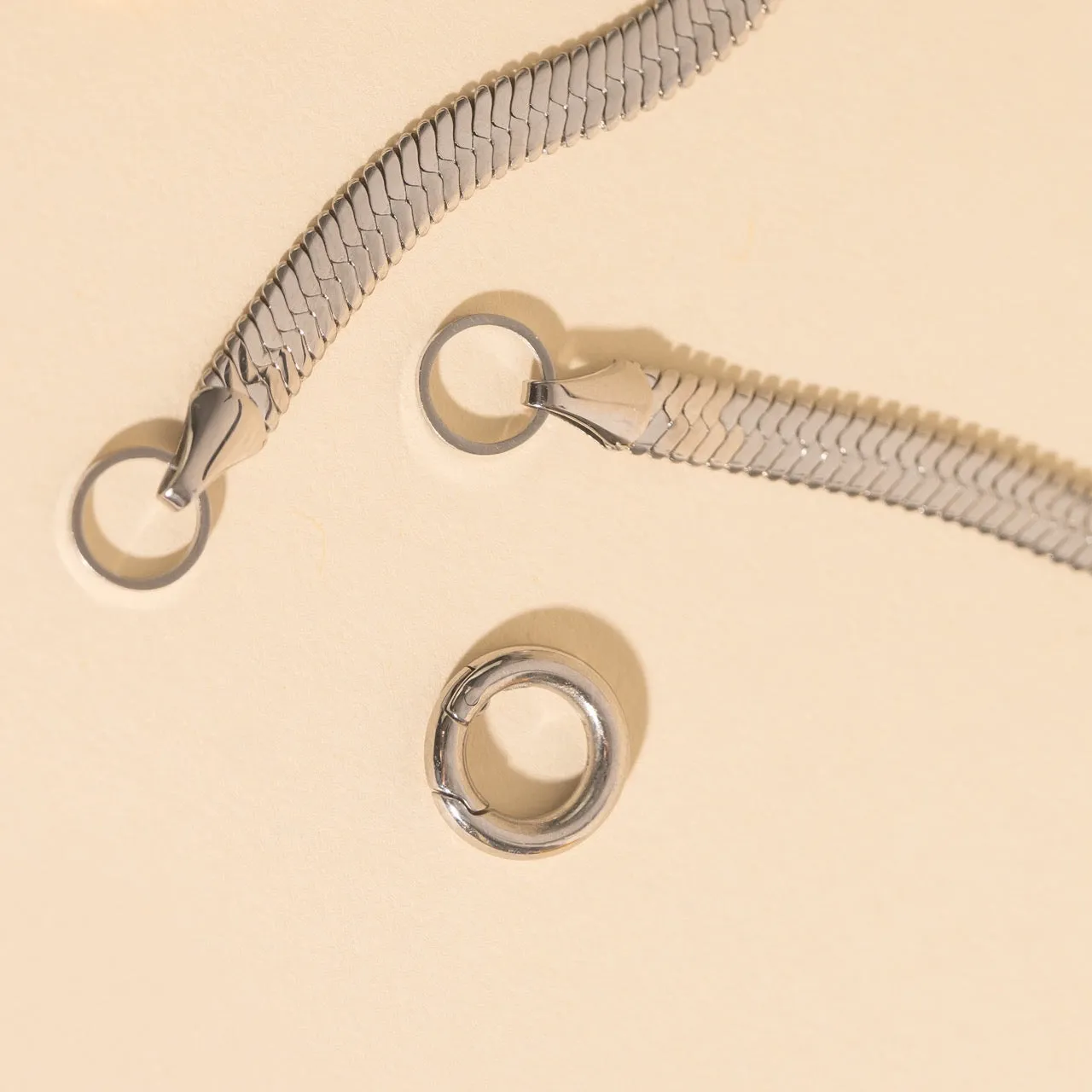 Dainty Accent Seasonal Look Snake Chain Necklace