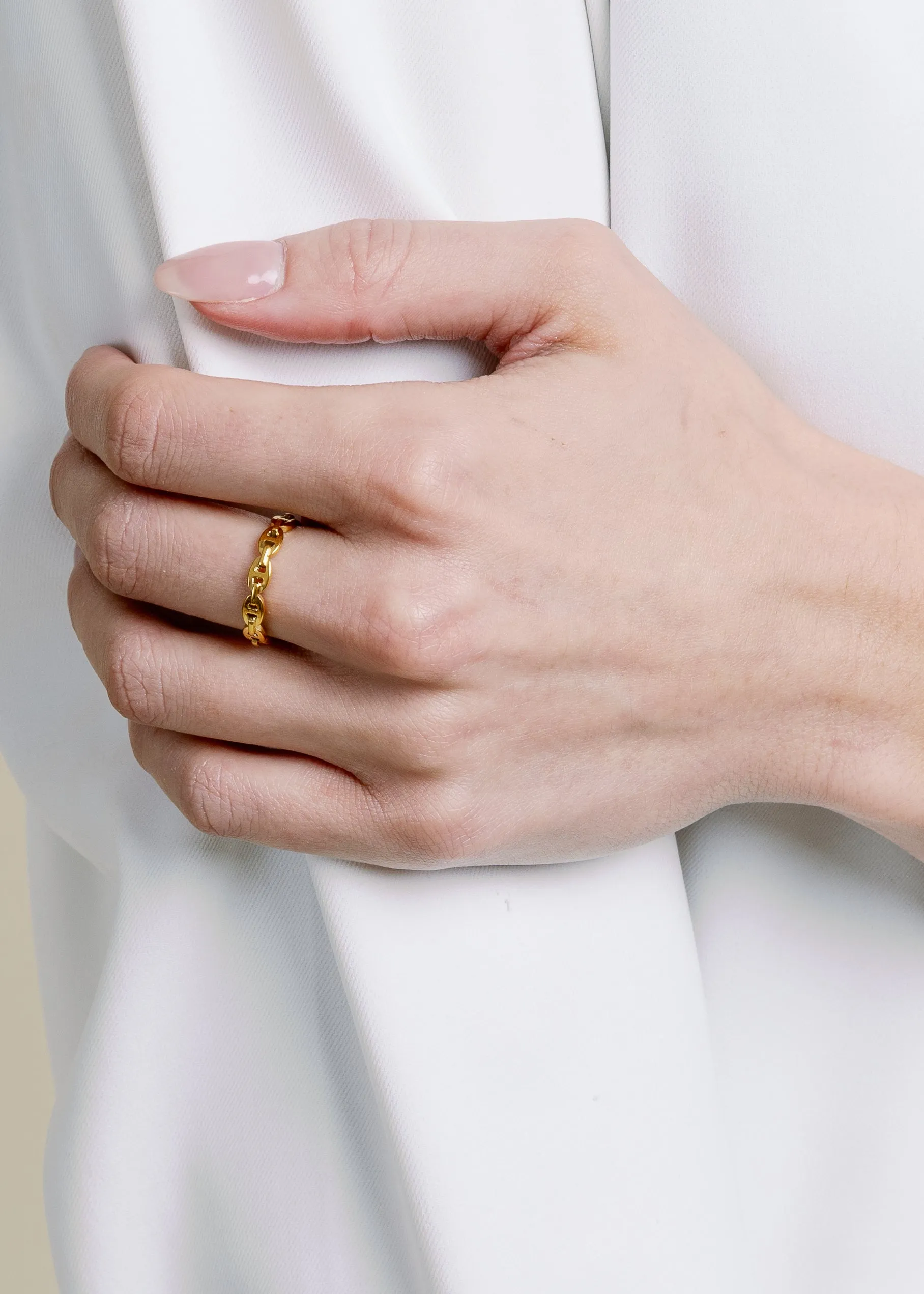 Elegant Statement Lindsey Ring