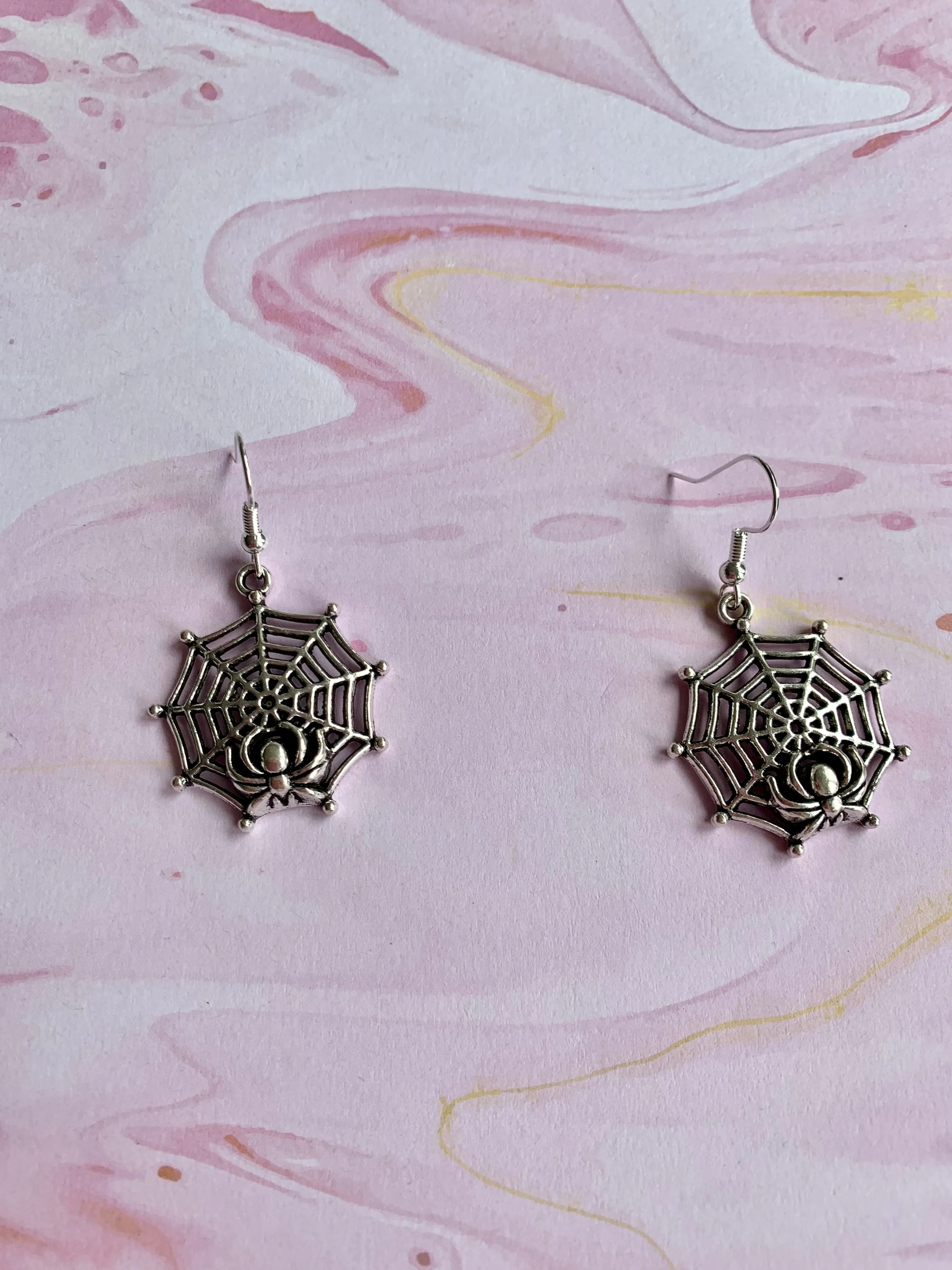 Exquisite Decor Round Adornment Spider Web Earrings