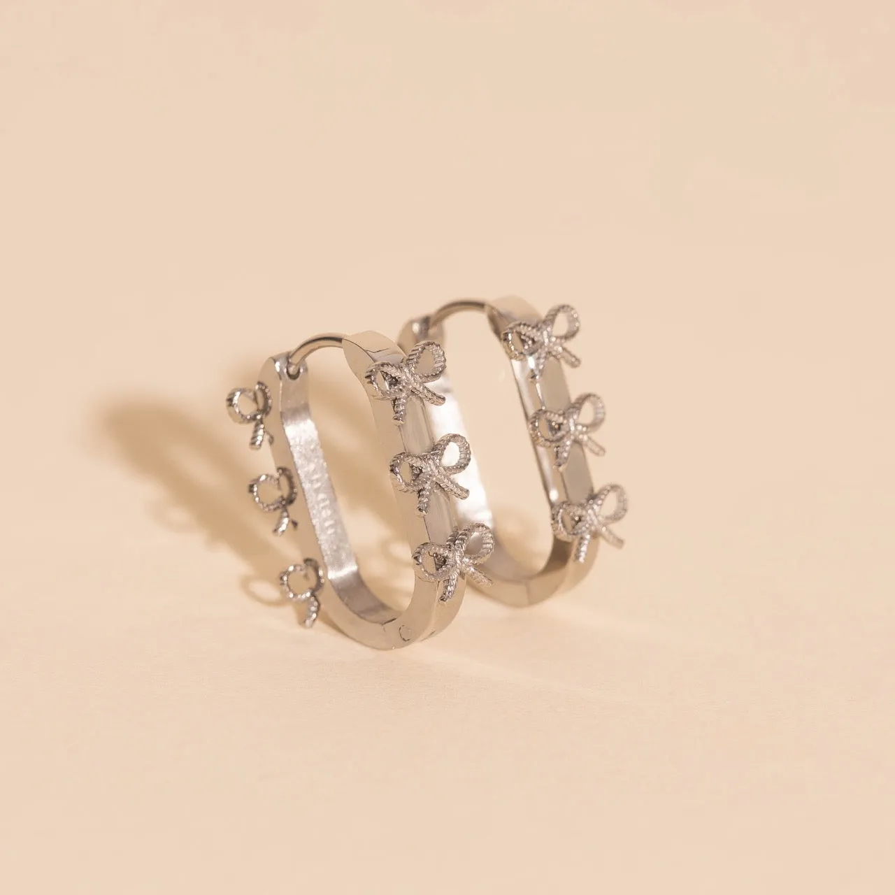 Stacked Rope Bow Oblong 3D Huggie Hoop Earrings Sturdy Style Refined Element