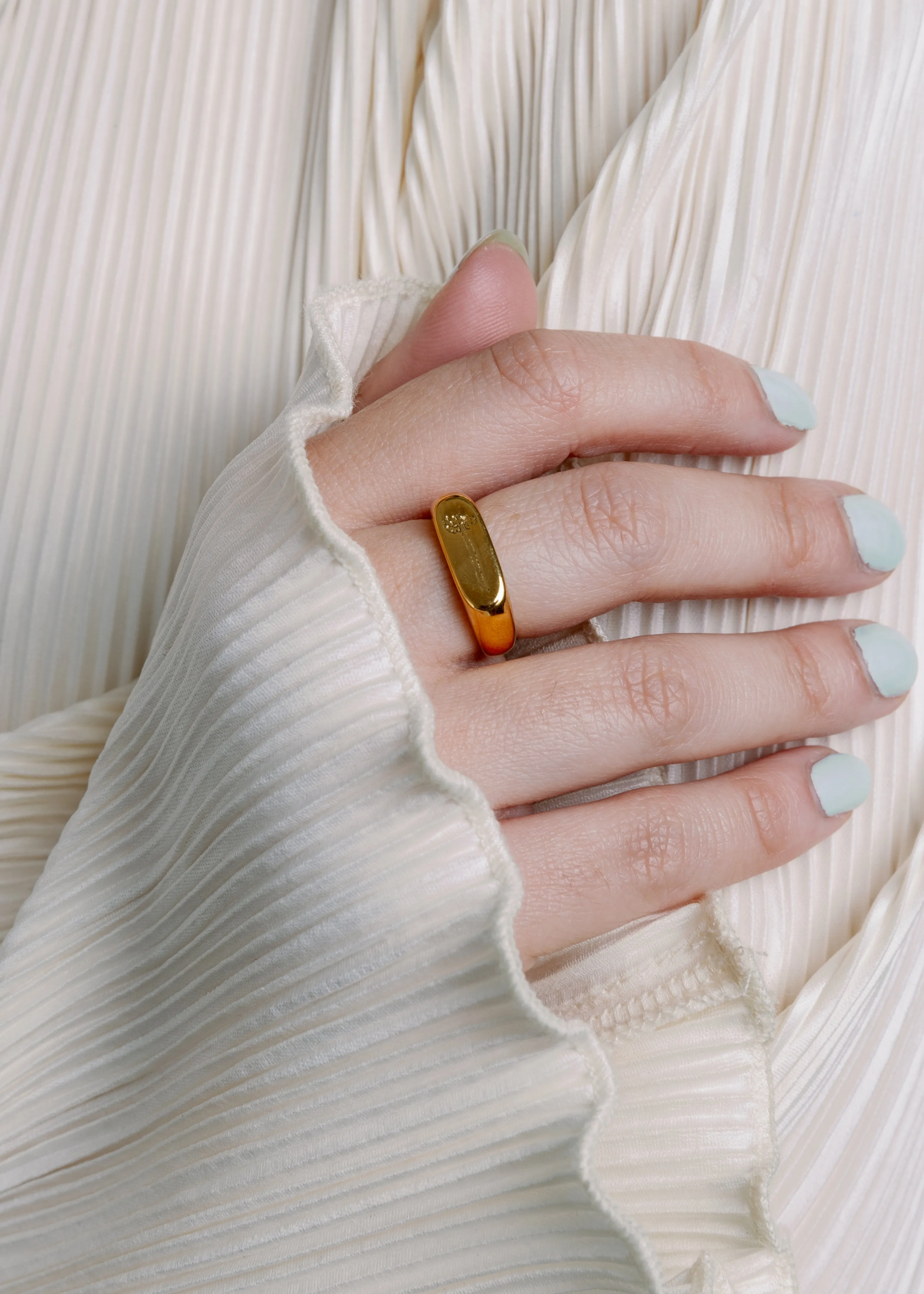 Artisan Expression Fresh Form Stamped Daisy Ring