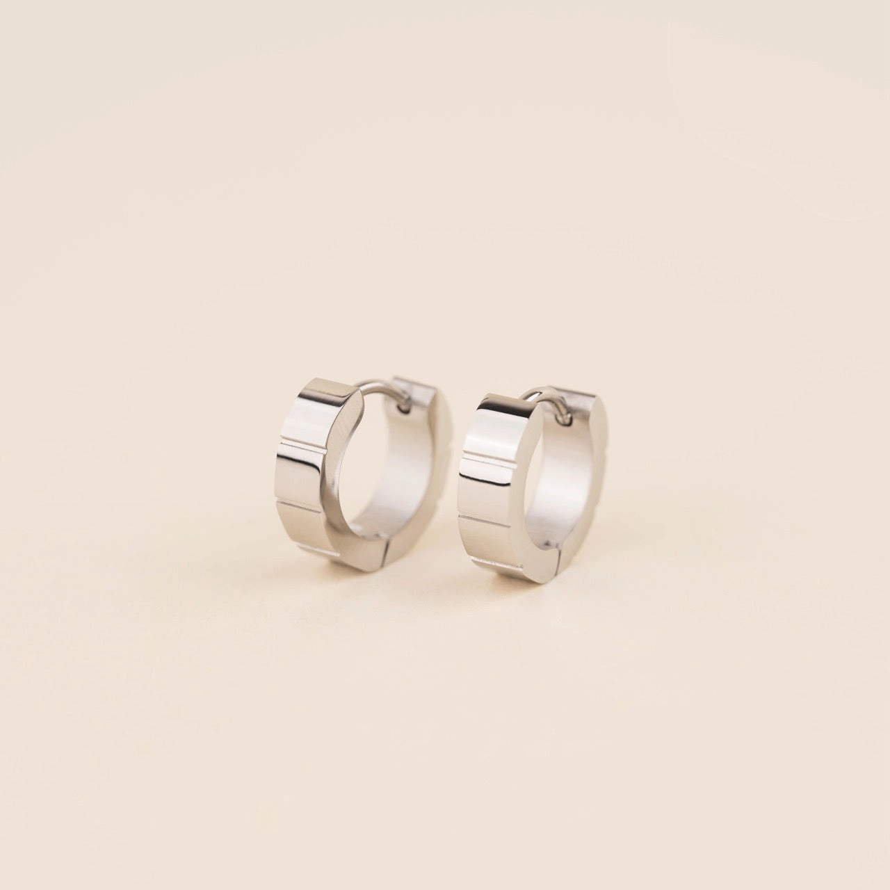 Step Chunky Huggie Hoop Earrings Attractive Option