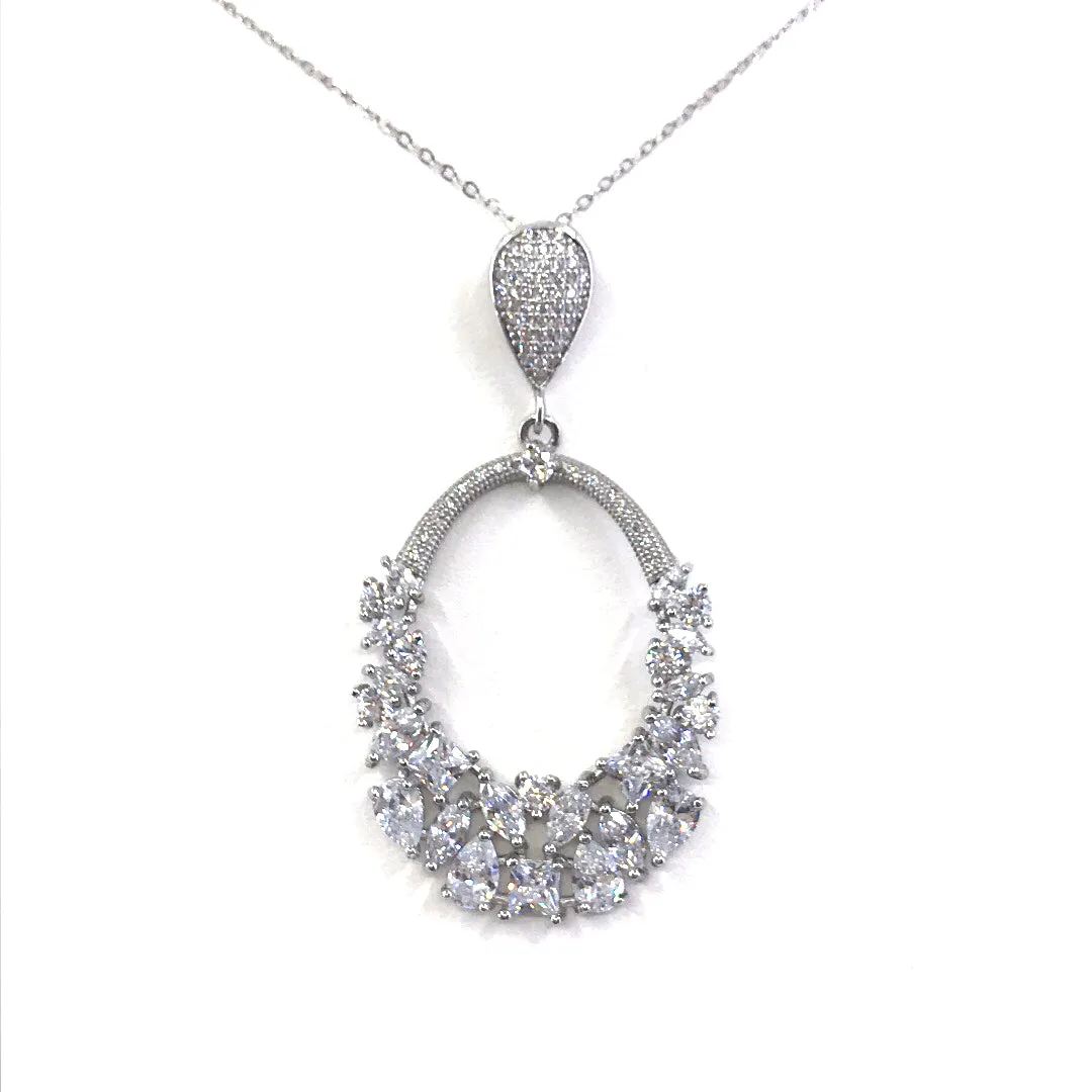 Great Adornment Sterling Silver Oval Pendant Necklace