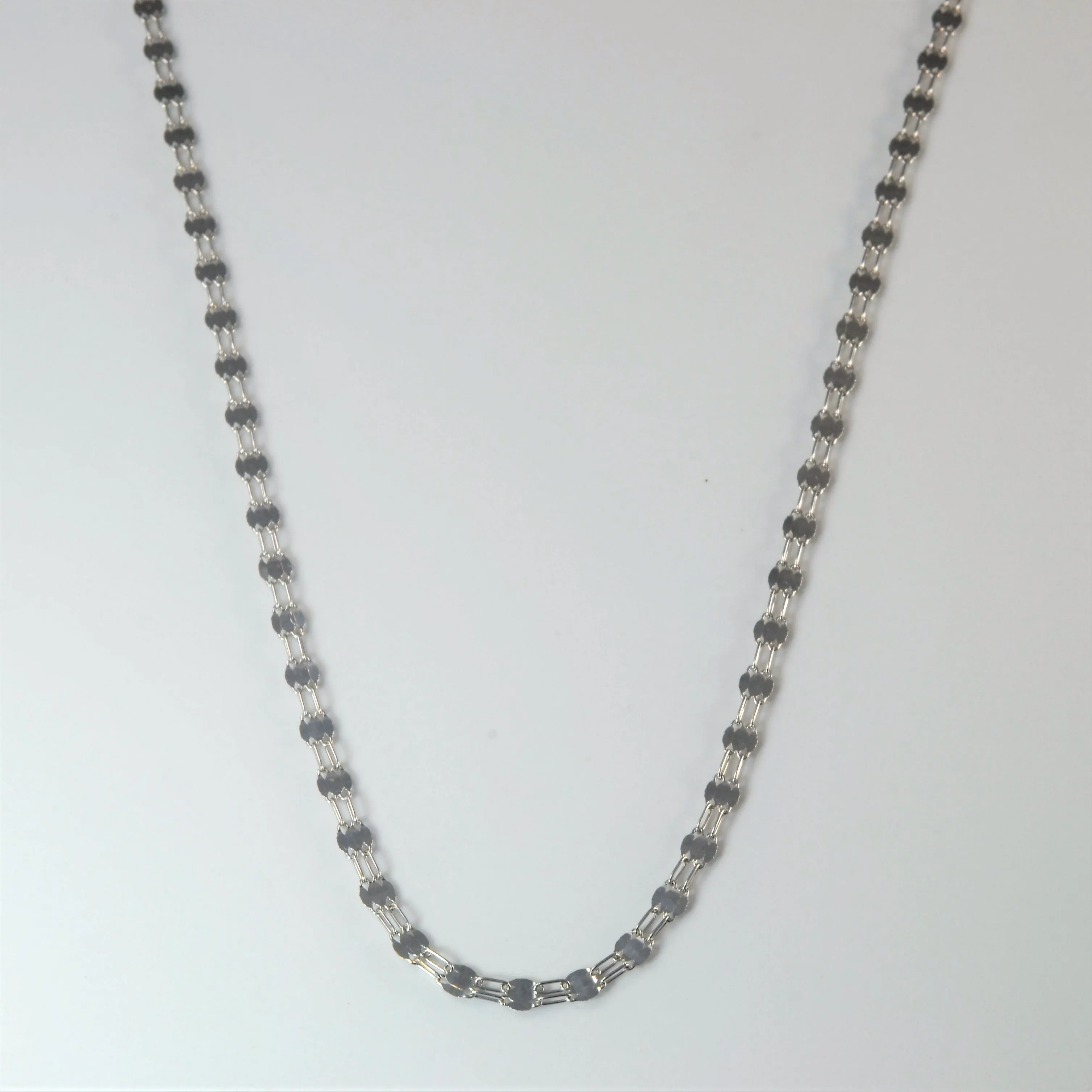 14k White Gold Station Chain | 17" | Bright Detail