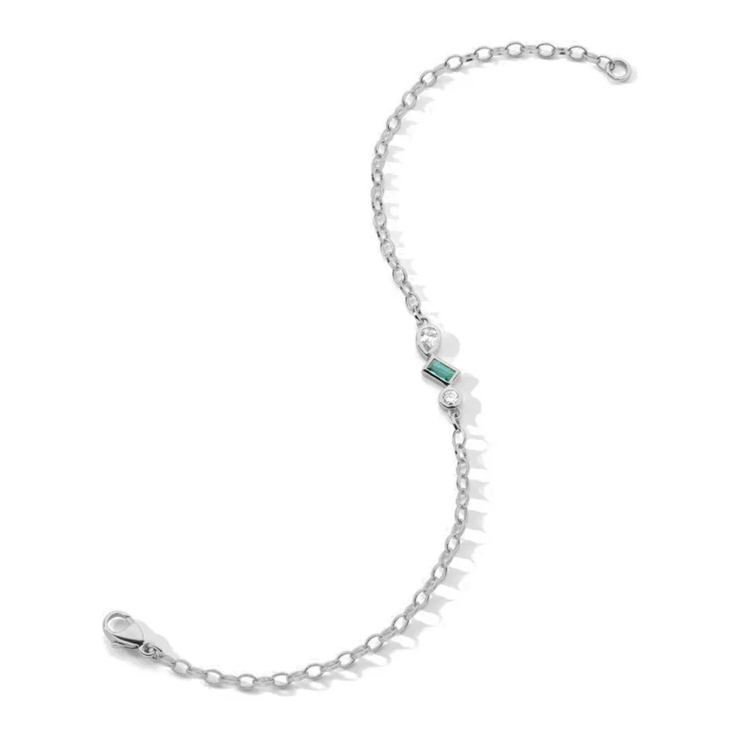 Emerald and Lab Grown Diamond Accented Chain Bracelet Iconic design Opulent Accent