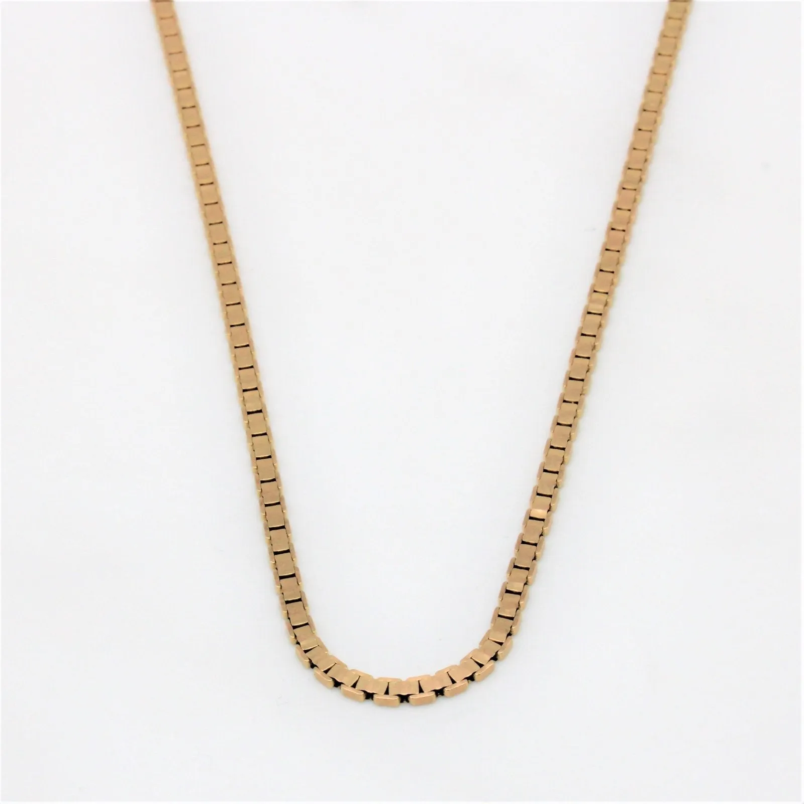 Sleek Feature 10k Yellow Gold Box Chain | 20" |