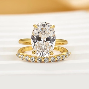 Evening Ready Textured Accent Louily Classic Yellow Gold Oval Cut Wedding Ring Set With Round Cut Wedding Band