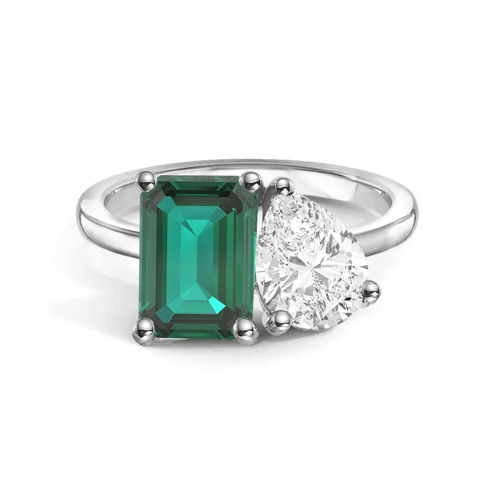 Toi et Moi Personalized Emerald Birthstone Anniversary Ring Everyday Detail Luxurious Finish