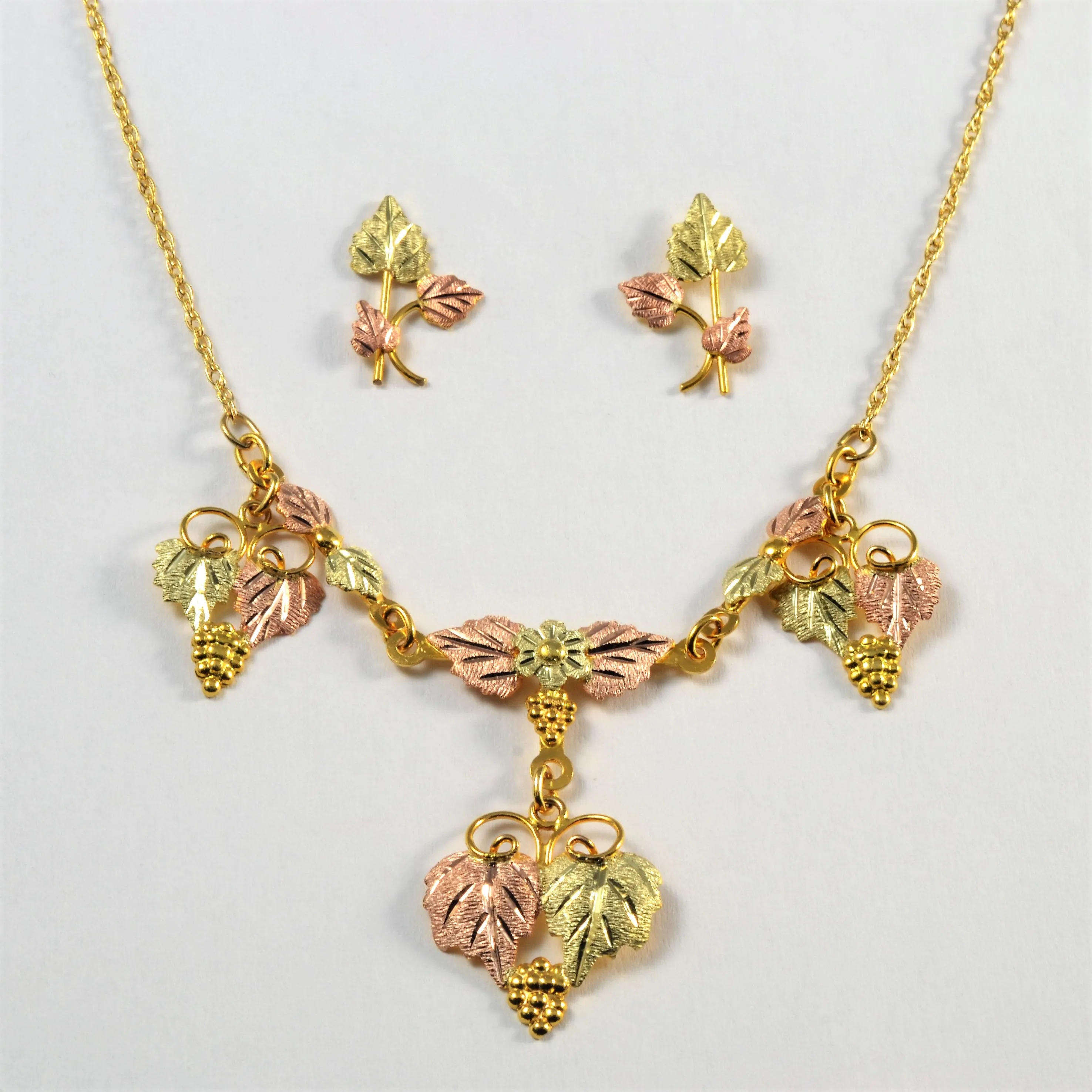 Festive Set Fashionable Sparkle Two Tone Gold Leaf Necklace & Earrings Suite | 16" |