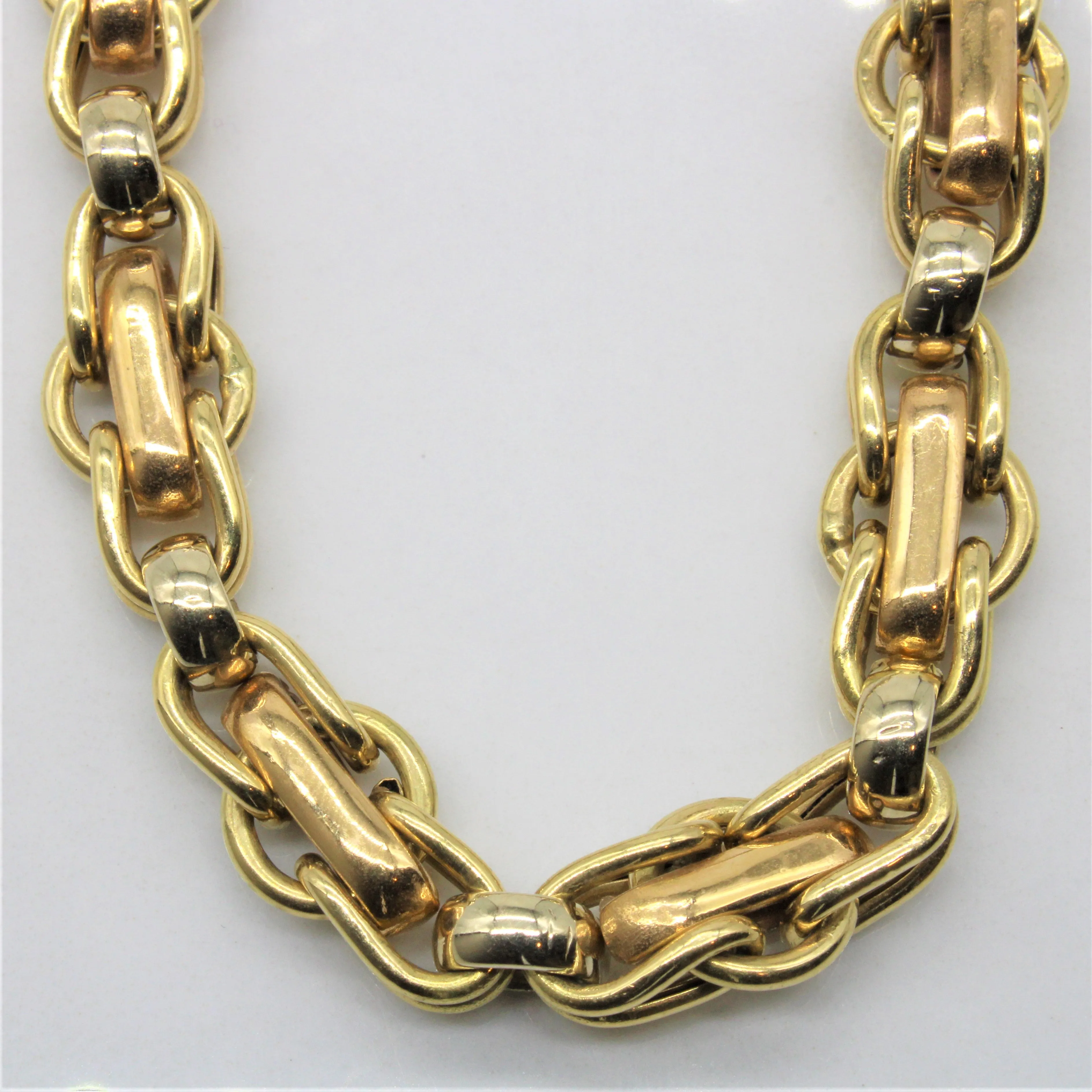 Casual accessory Premium Feature Unique Link Necklace | 19" |