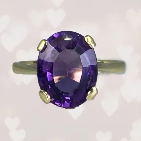 Distinctive Accessory Cosmopolitan Style Vintage Amethyst Ring in Yellow Gold. Unique Engagement Ring. February Birthstone. 6th Anniversary.