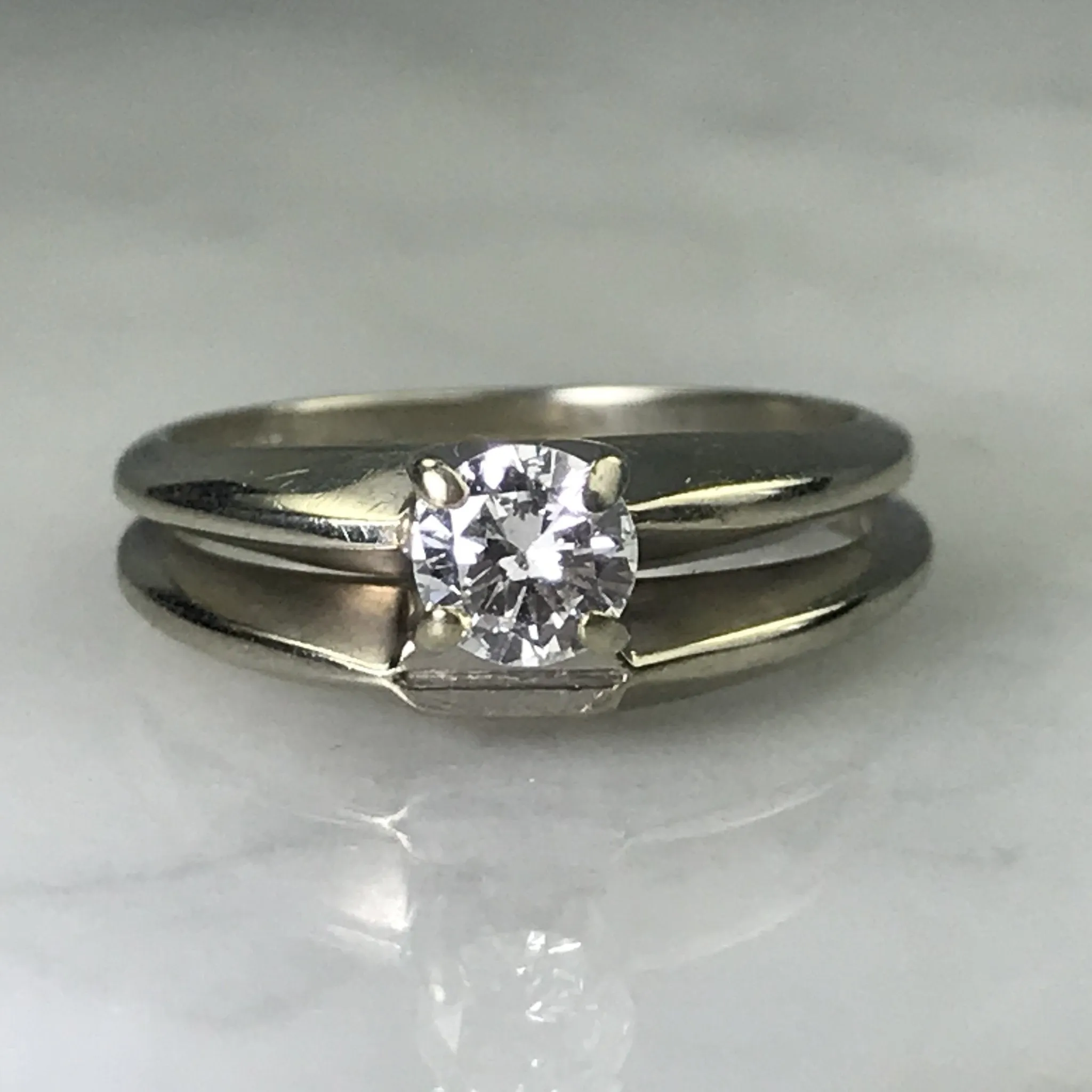 Vintage Diamond Bridal Set. Diamond Engagement Ring. Wedding Band. 14K White Gold. Neat Finish Secure Decoration
