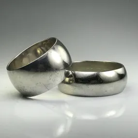 Vintage Gold Wedding Band Set. His and Hers Jabel Rings. 18K White Gold. Circa 1958. Traditional Art Modern Contour