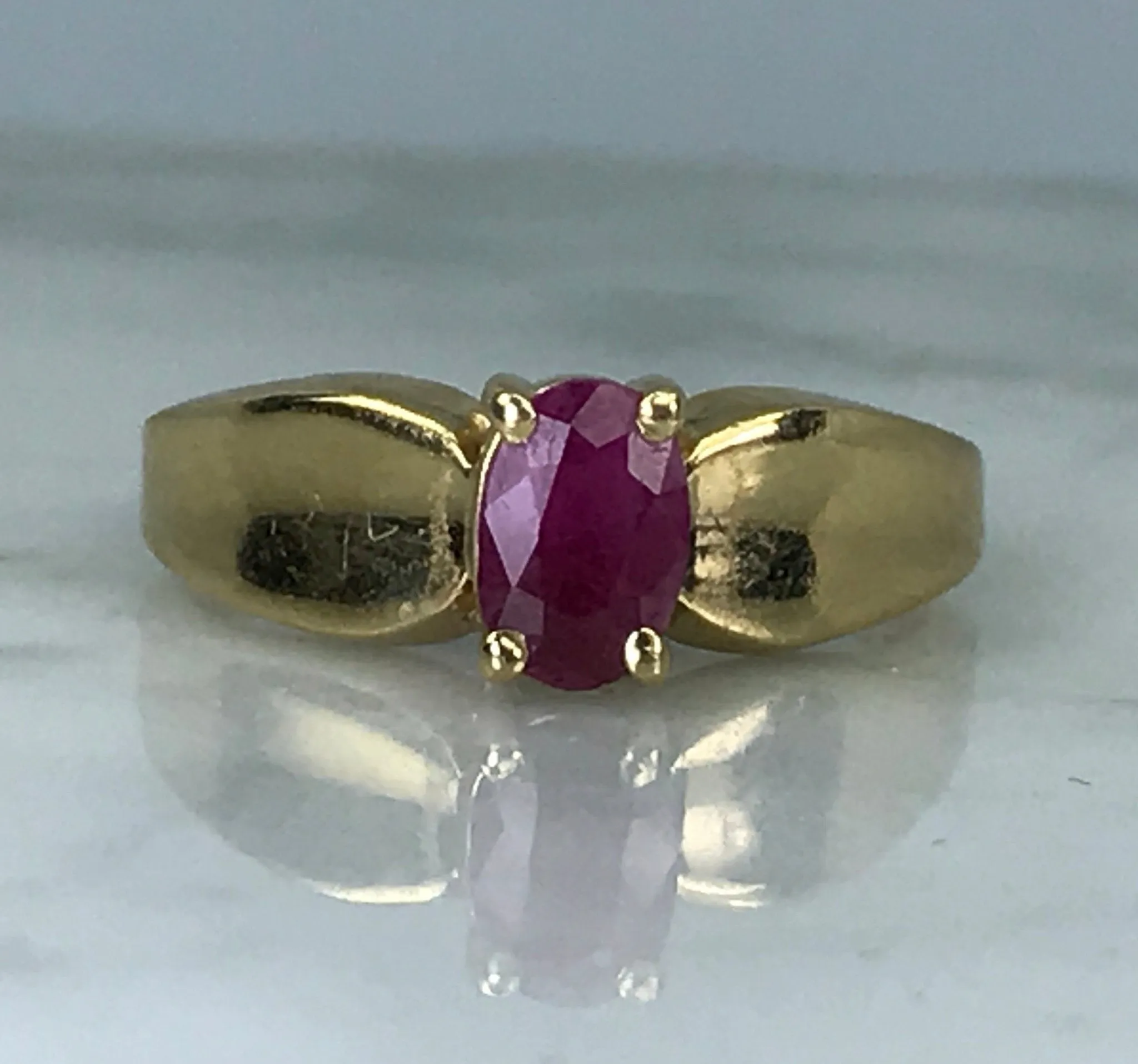 Stylish Trinket Brilliant Piece Vintage Ruby Engagement Ring in 14K Yellow Gold. July Birthstone. 15th Anniversary. 1970s. Size 5