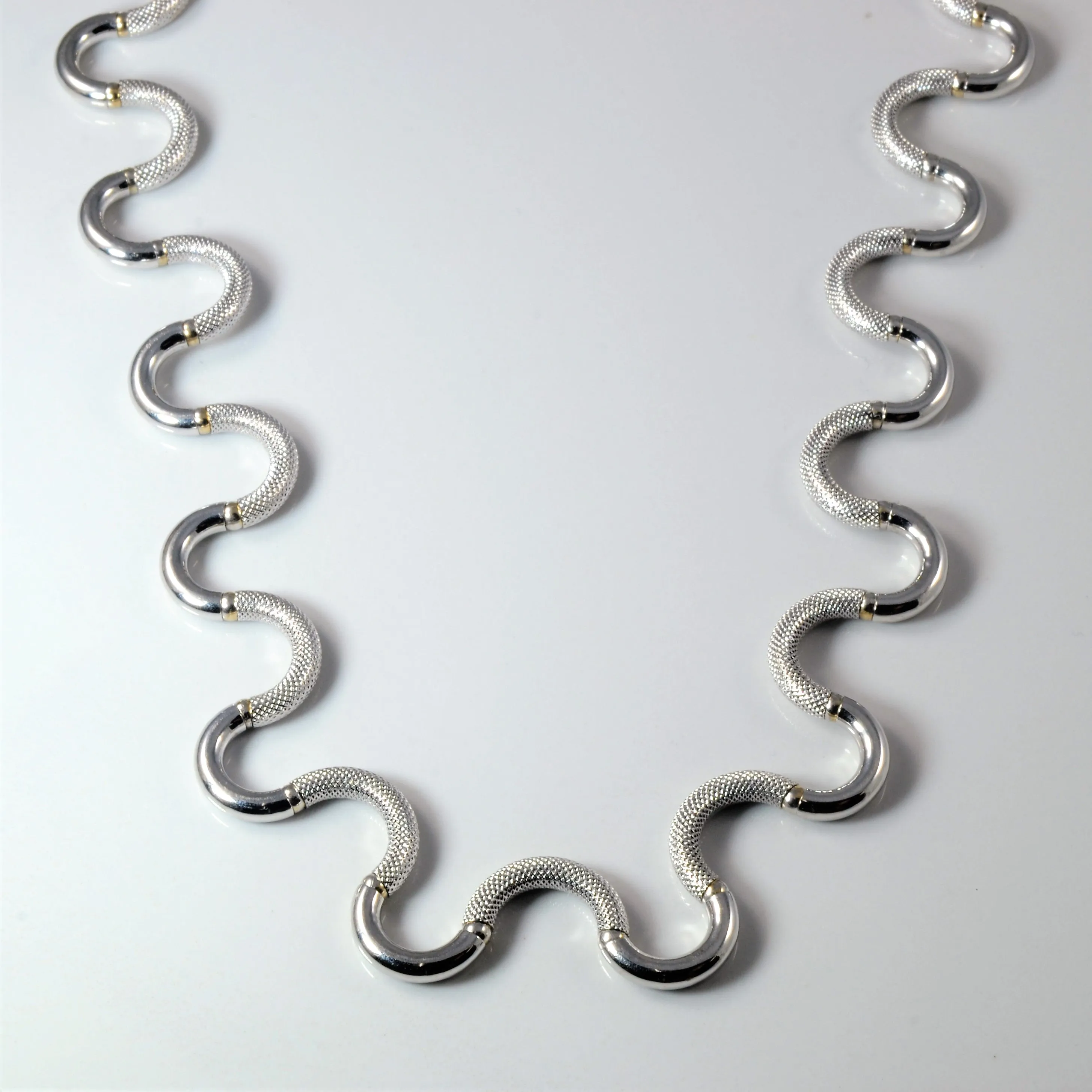 Wave Link Necklace | 17" | Cultural Touch