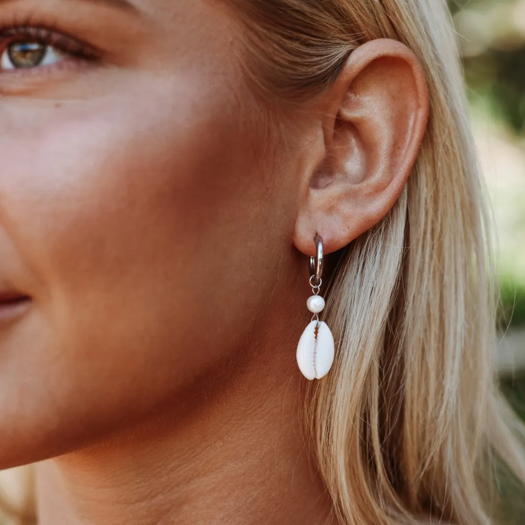Minimalist Accessory Cowrie Earrings